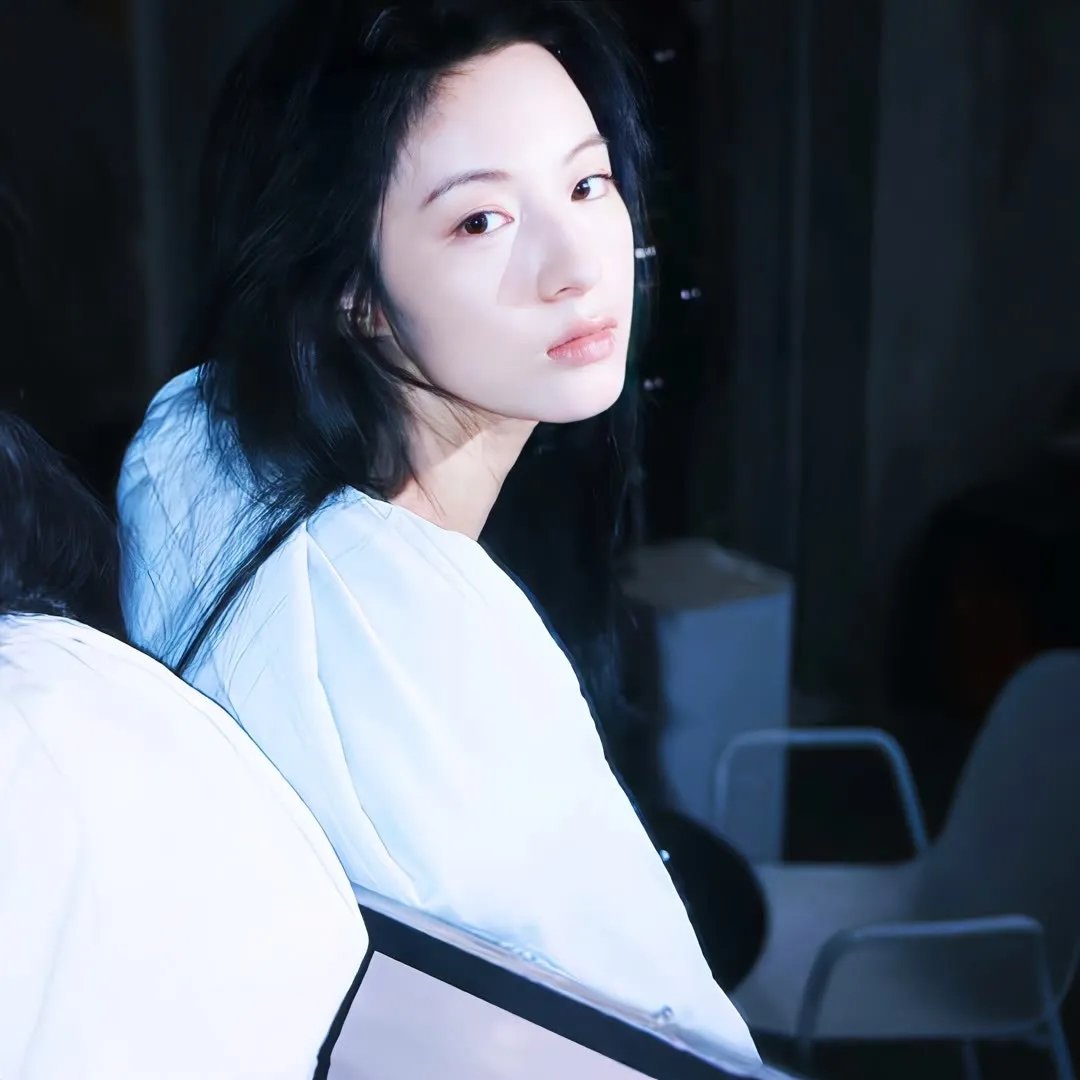 冰剑的魔术师将要统一世界